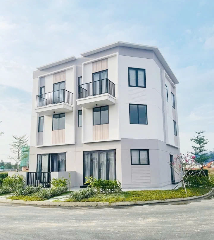 Nhà mẫu NOXH K Home New City (1 trệt, 1 lửng, 1 lầu)