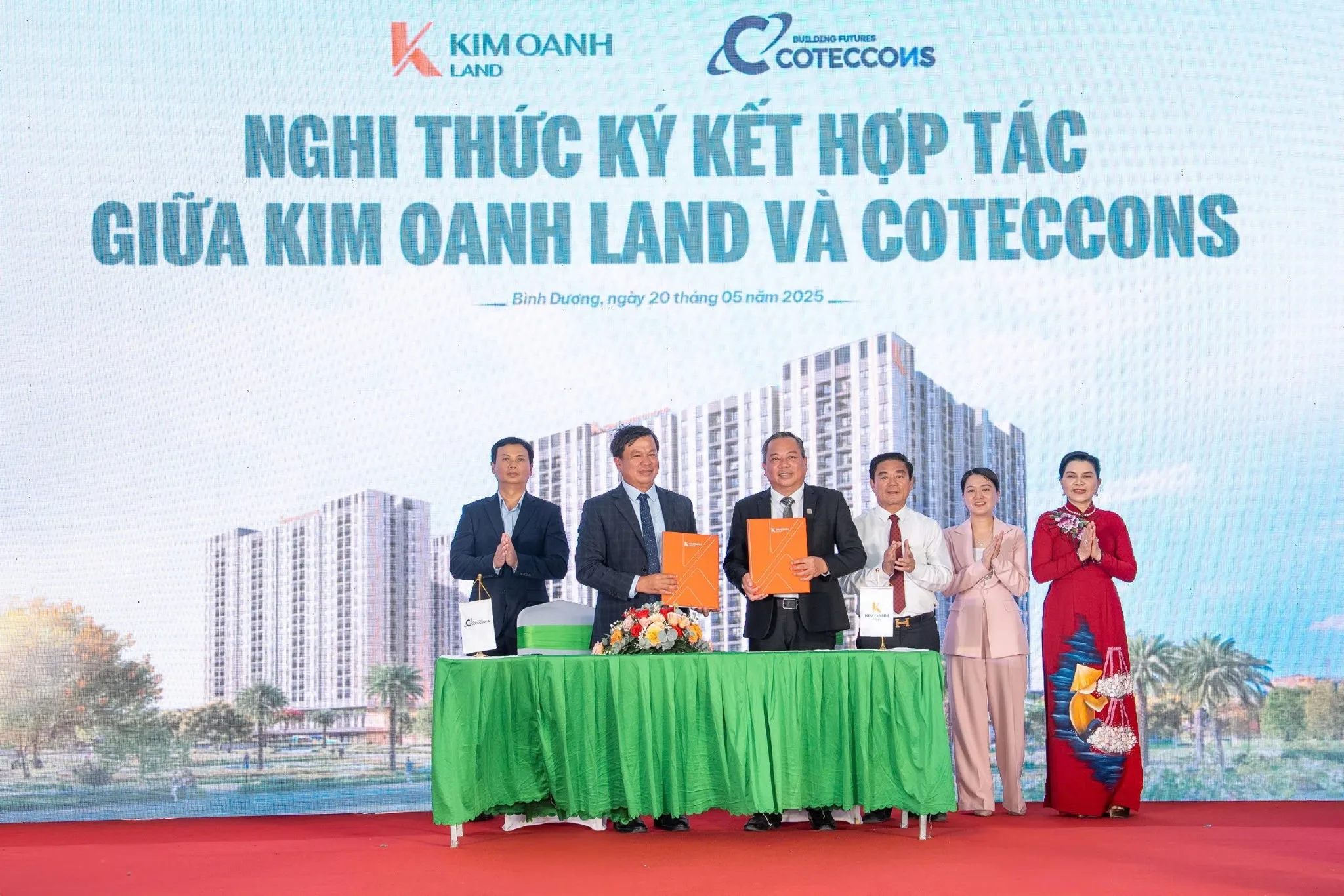 Kim Oanh Land đã ký kết hợp tác với Công ty Cổ phần Xây dựng Coteccons